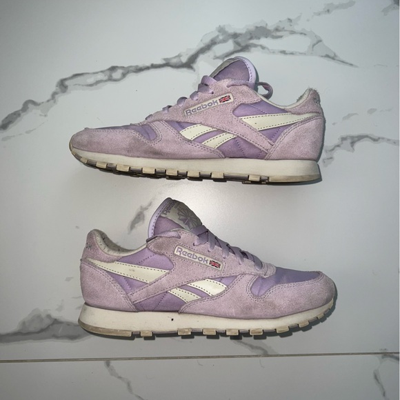 Reebok classic lilac purple shoes - Picture 2 of 6